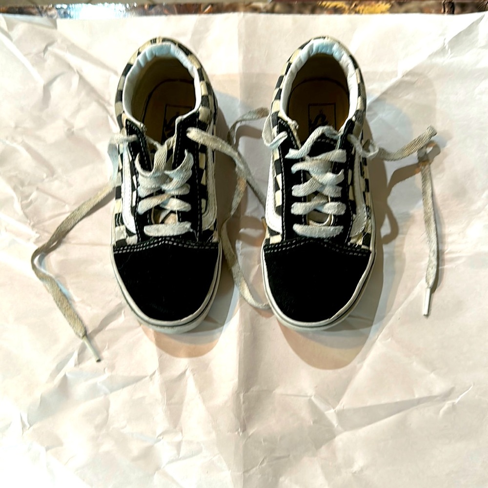 BOYS' VANS LITTLE KID FILMORE SKATE SHOES - Size 12 - Used